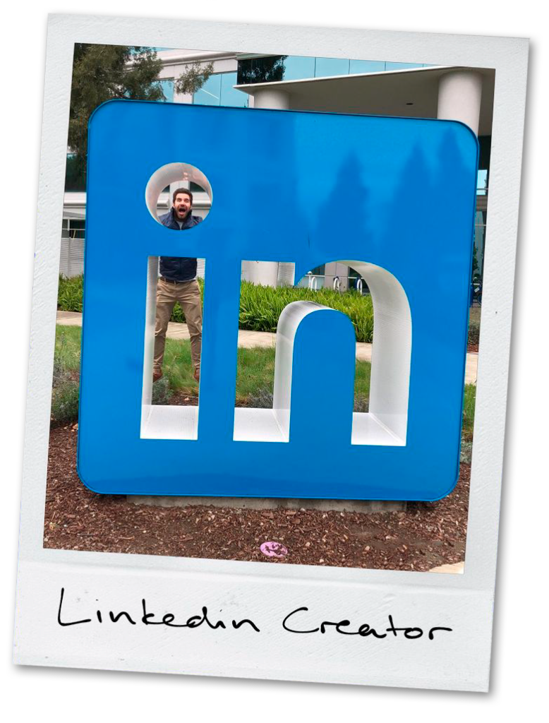 Matheus Bombig na sede do LinkedIn ao participar do LinkedIn Creators